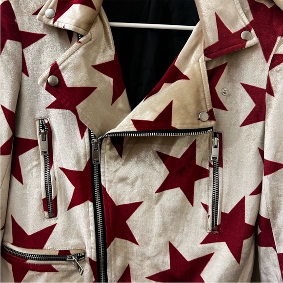 Stylish Red Star Women's Jacket - Picture 2 of 5